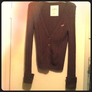 Hollister sweater