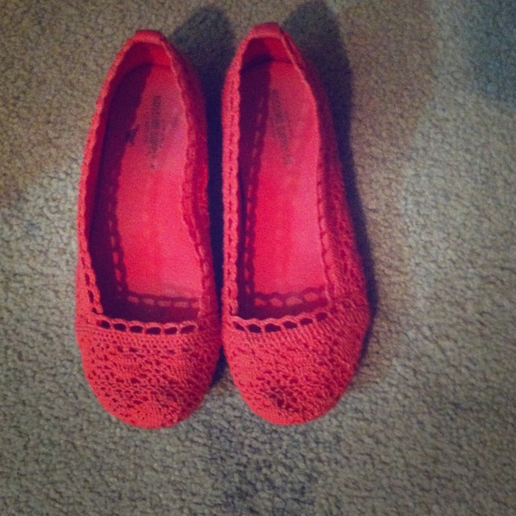 Crochet coral flats!