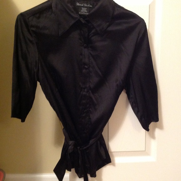 Black silk 3/4 sleeve button down