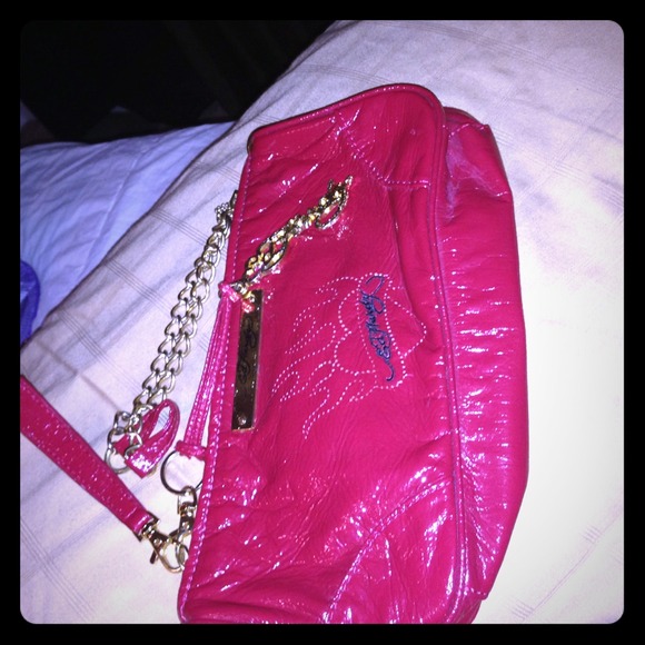 ED HARDY CLUTCH