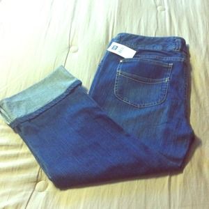 Brand new cropped jeans! ⚡Reduced🌟HOLD@soulkiss🌟