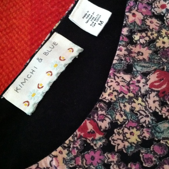 Sold in bundle -----(Kimchi blue floral dress) - Picture 3 of 3