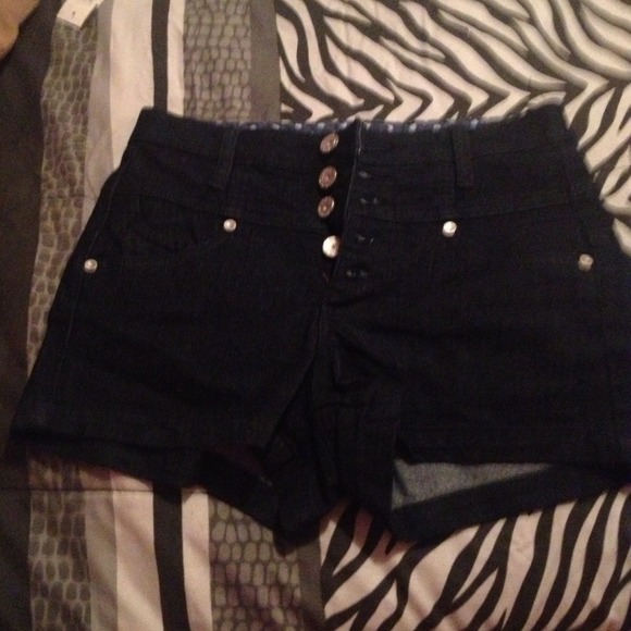 Denim - high waist shorts