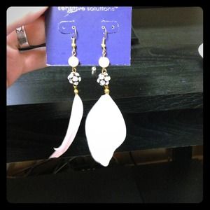 Light pink feather earrings
