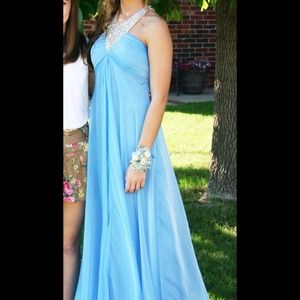 Prom dress Size 6 only worn once