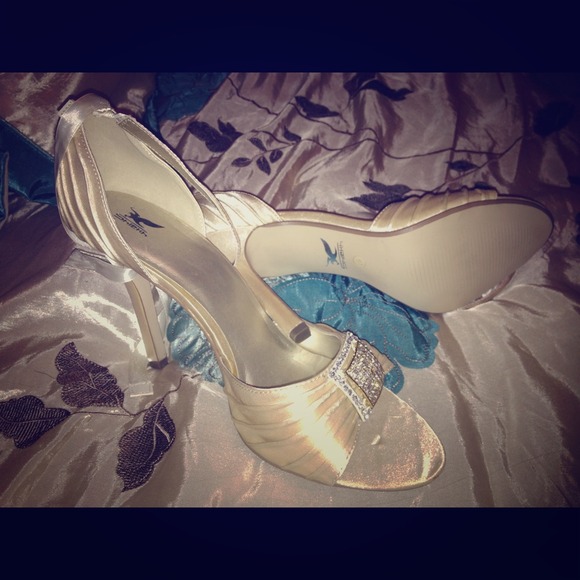 Shiekh heels