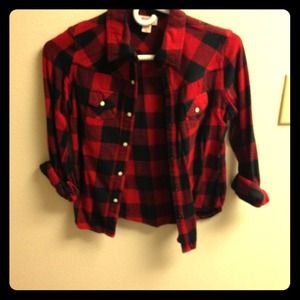 Red and black plaid flannel shirt!