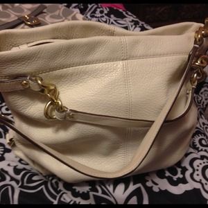 AUTHENTIC COACH HANDBAG