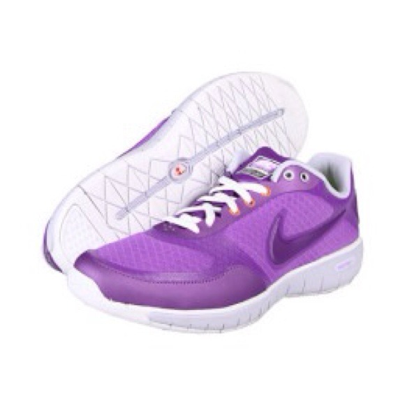 ✨NEW✨Purple Nike Free XT sneakers with microchip.