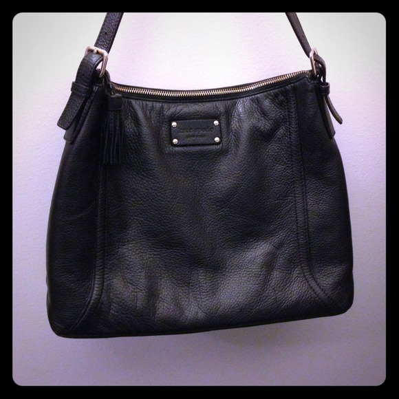 ⬇ FINAL - Kate Spade Handbag $50