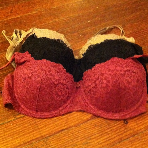 Lace padded bras