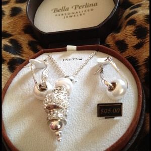 💫Necklace with matching earrings💫 PRICE REDUCED