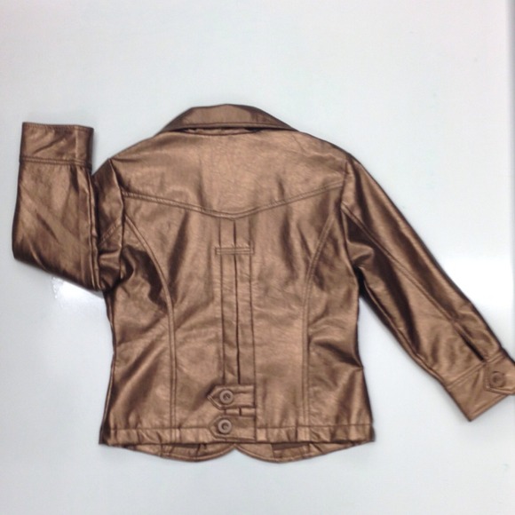 🚫$$BUNDLED$$🚫Bronze Blazer w/ 3/4 Sleeves - Picture 3 of 4