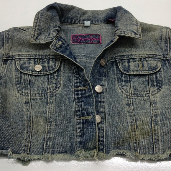 $$SOLD$$BUNDLED$$ Distressed Denim Jean Jacket - Picture 2 of 4