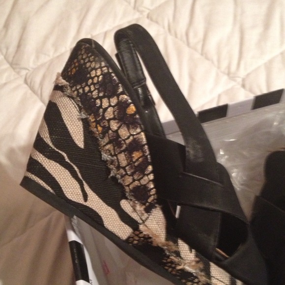 ***SOLD***2 pairs for $20 :) Wedge sandals. New. - Picture 2 of 4