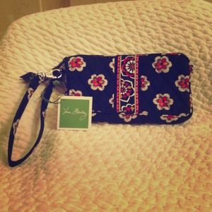 Wristlet