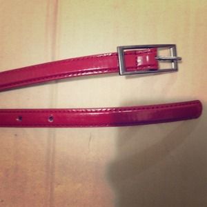 Skinny patent belt