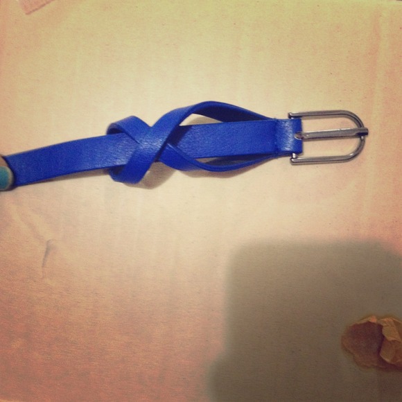 Skinny belt