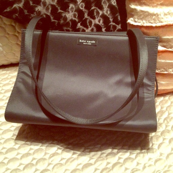 REDUCED! Authentic Kate spade "Sam with tab" purse