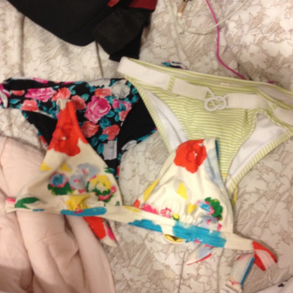 All size small bathing suits forever21 aerie vs - Picture 1 of 4
