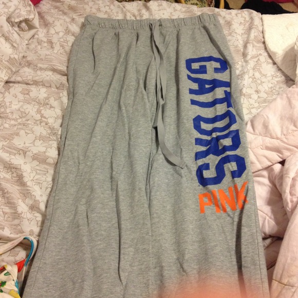 Victoria secret size small gator