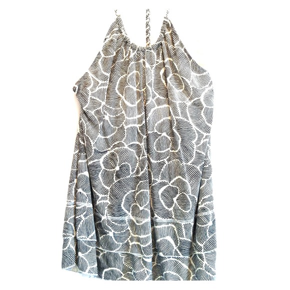 ⚓ SOLD In Bundle ⚓ Black & White Old Navy Halter