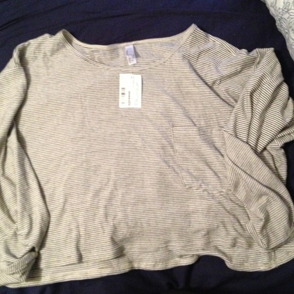 American apparel crop top!