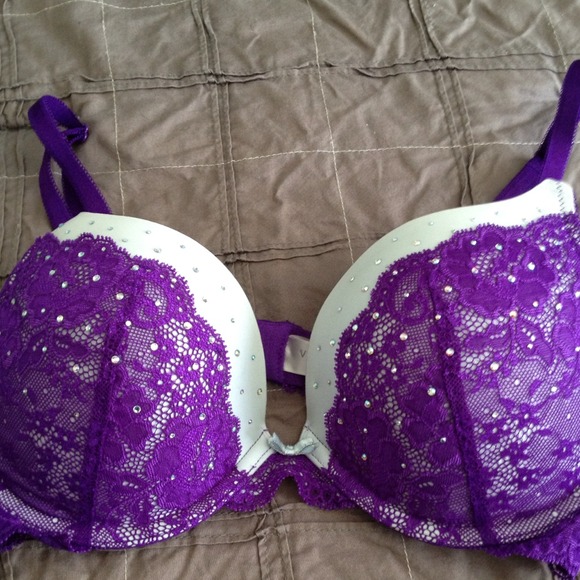 Victoria Secret Very Sexy collection bra