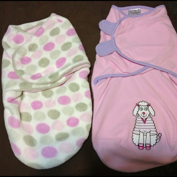 💢Sold💢 Baby swaddlers 0-3 and 3-6 month
