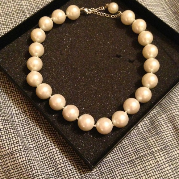 Pearl necklace