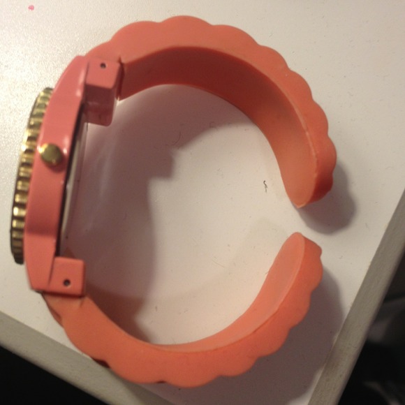 Watch - Picture 2 of 2