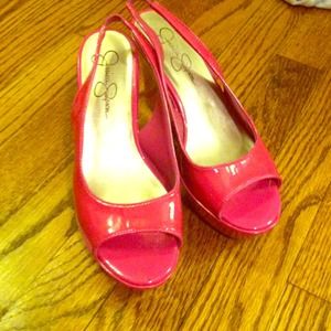 Jessica Simpson pink wedges