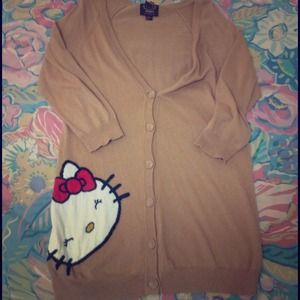 Hello Kitty x Forever 21 Sweater