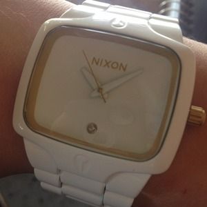 Nixon Player Milk w/Diamond