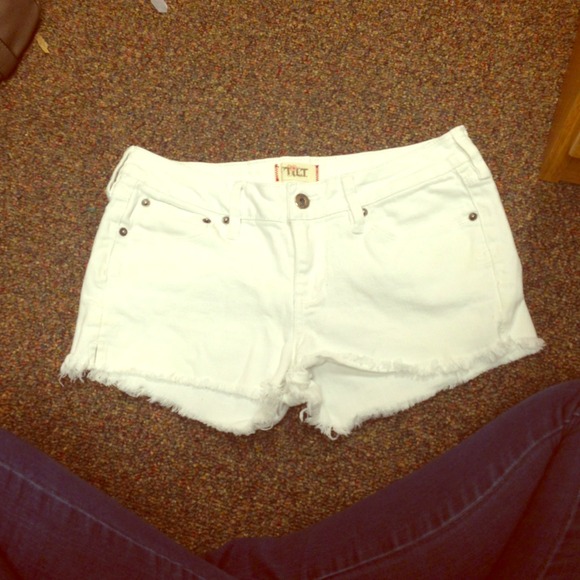 TILT White Fringe Shorts - Picture 1 of 2
