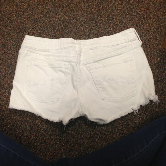 TILT White Fringe Shorts - Picture 2 of 2