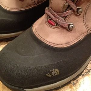 Snow Boots. Reserved