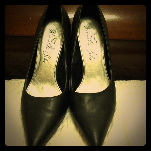 Like new black heels