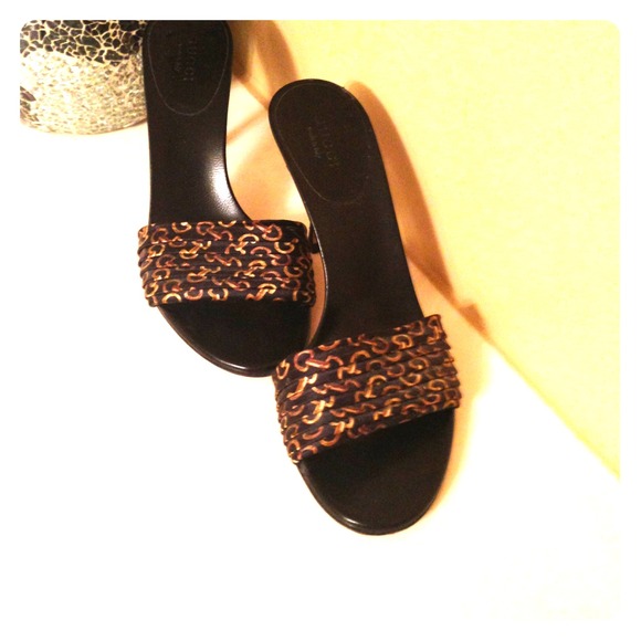 Classic Authentic Gucci Shoes