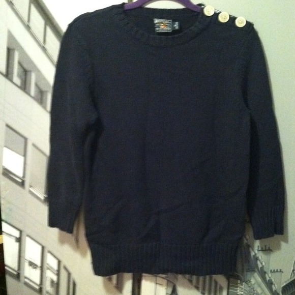 ⬇Reduced⬇ from $19 American Living sweater shirt!!