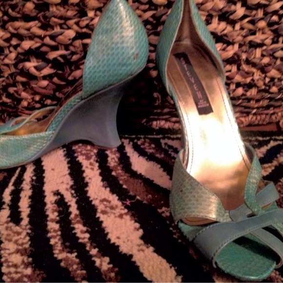 Steven by Steve Madden - Picture 3 of 4