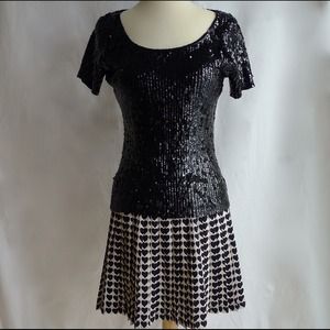 Oscar by Oscar de la Renta Black Sequined Top