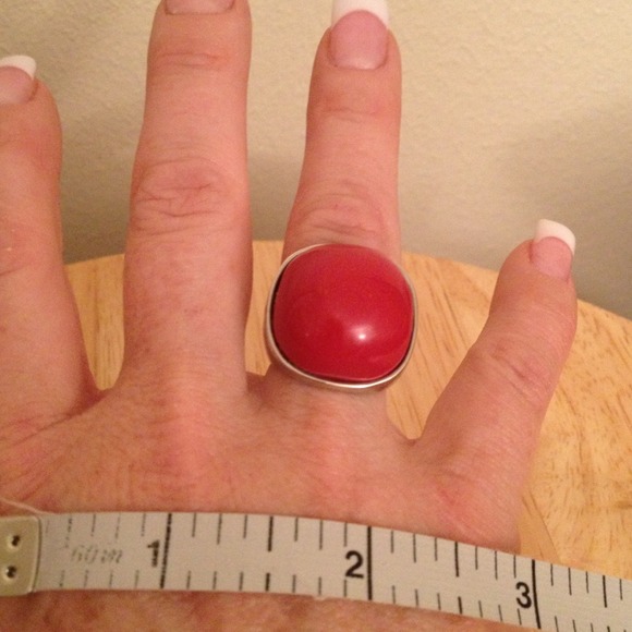 Rust colored ring. Size 7.