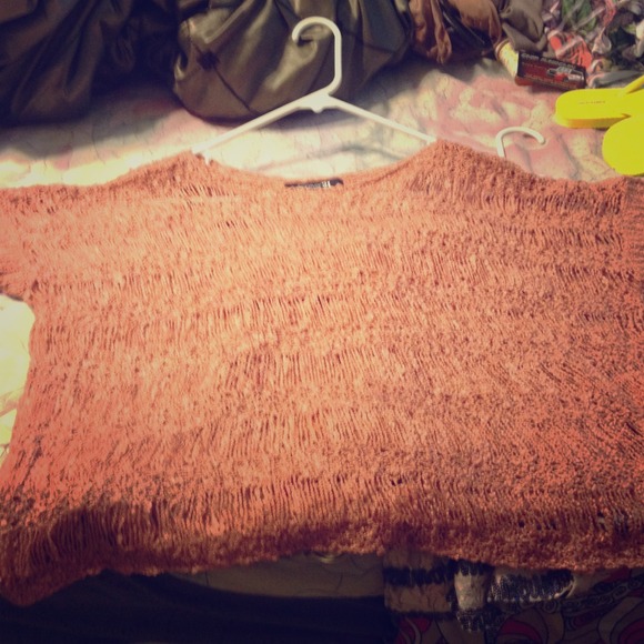 Short sleeve knit top