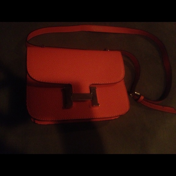 Shoulder bag designer-inspired