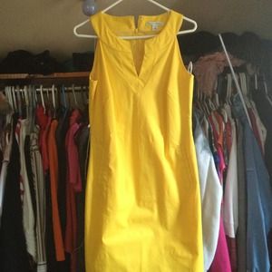 Banana Republic dress. Size 4... Never been worn