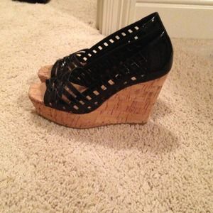 Jessica Simpson wedges