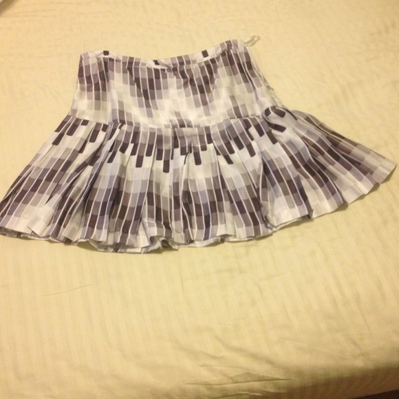Club Monaco pleated skirt