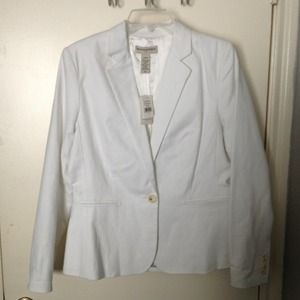 SOLD - NWT White Banana Republic Blazer