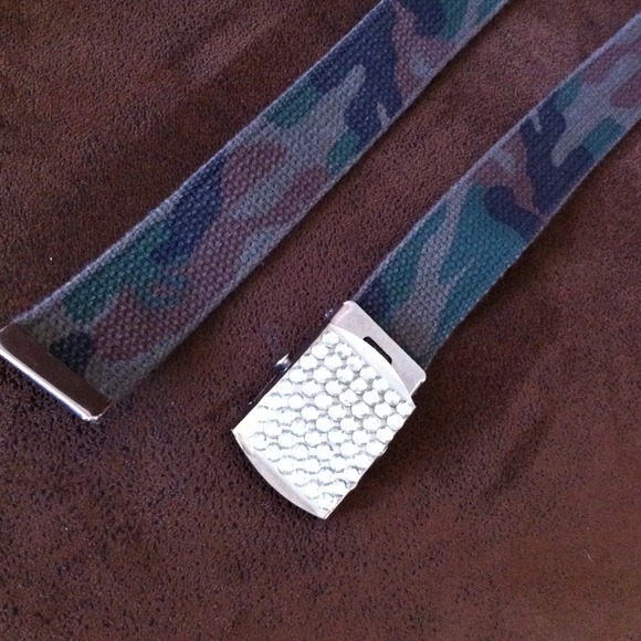 Camo and bling belt.